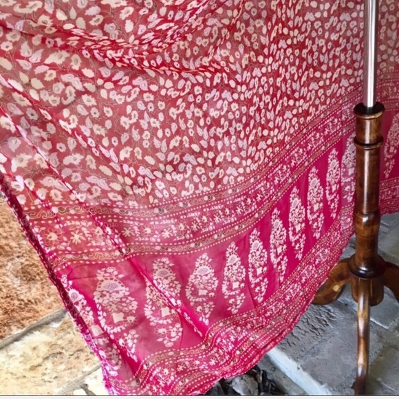 5⭐️Fave 🌺Pink Floral Kimono Duster🌺 - Picture 6 of 8